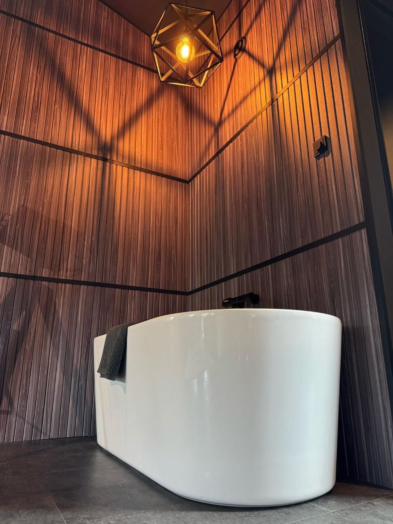 Luxury Loft Apartment Velddriel Bagian luar foto
